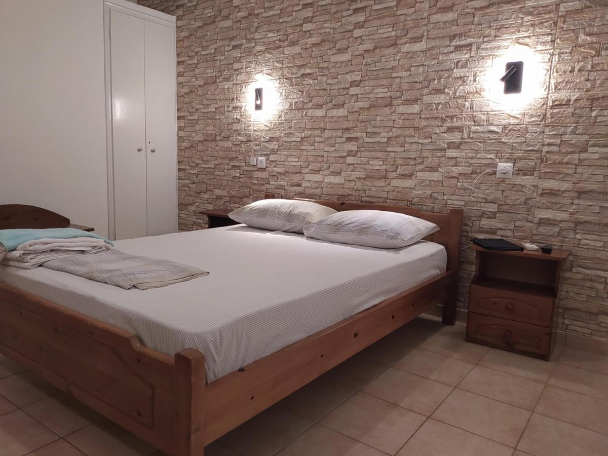 Corali Hotel Piso Livadi Dış mekan fotoğraf