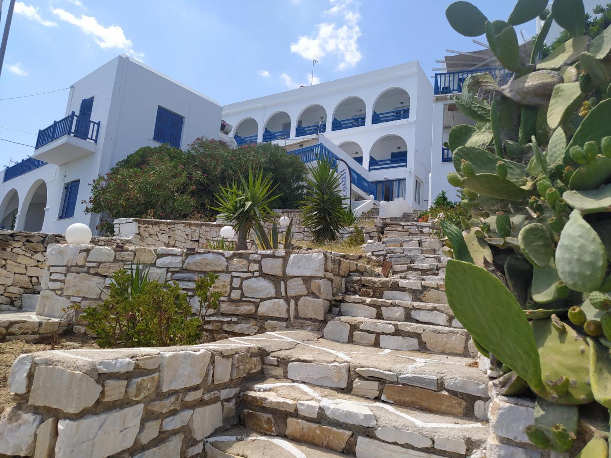 Corali Hotel Piso Livadi Dış mekan fotoğraf