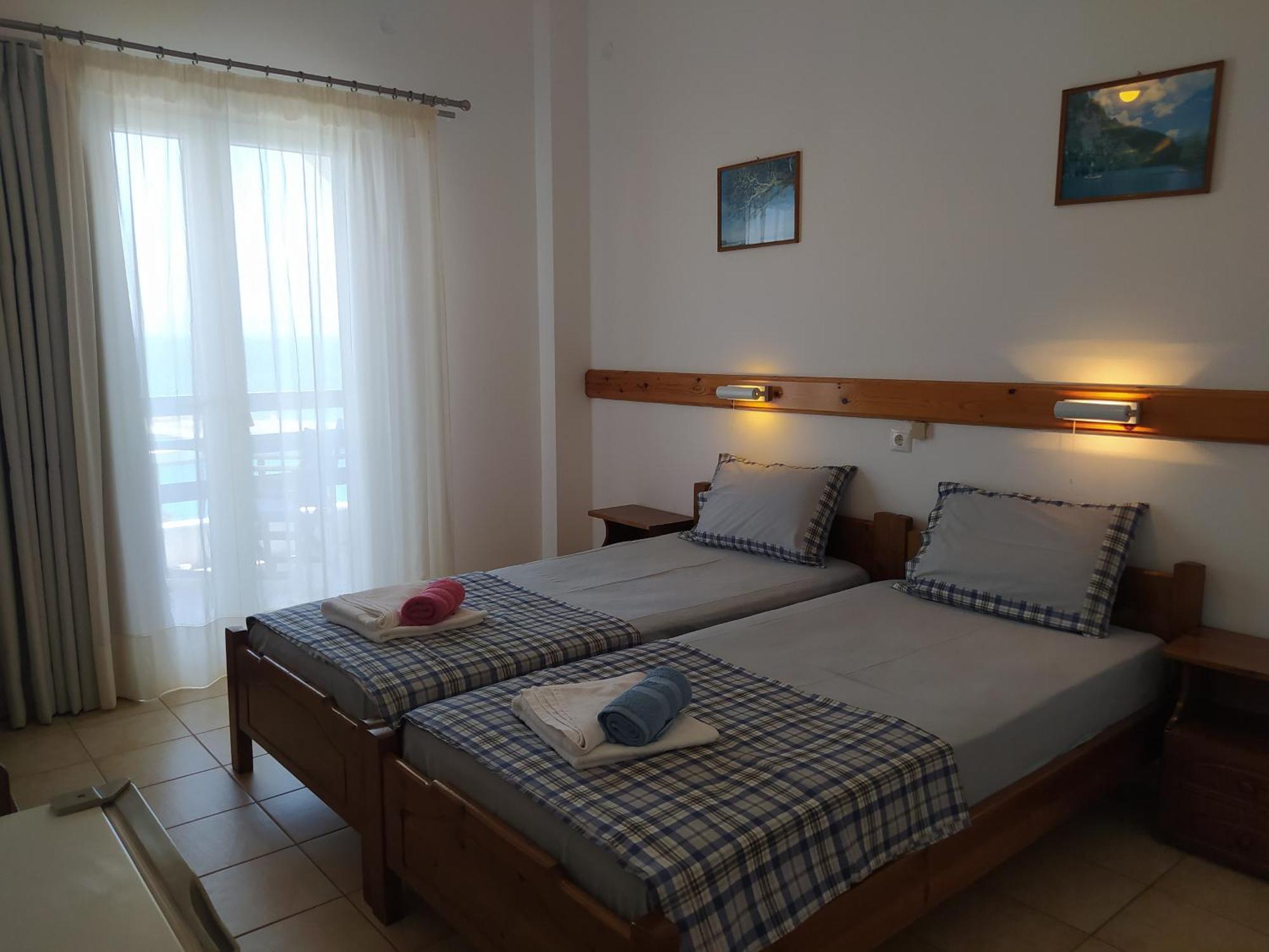 Corali Hotel Piso Livadi Dış mekan fotoğraf