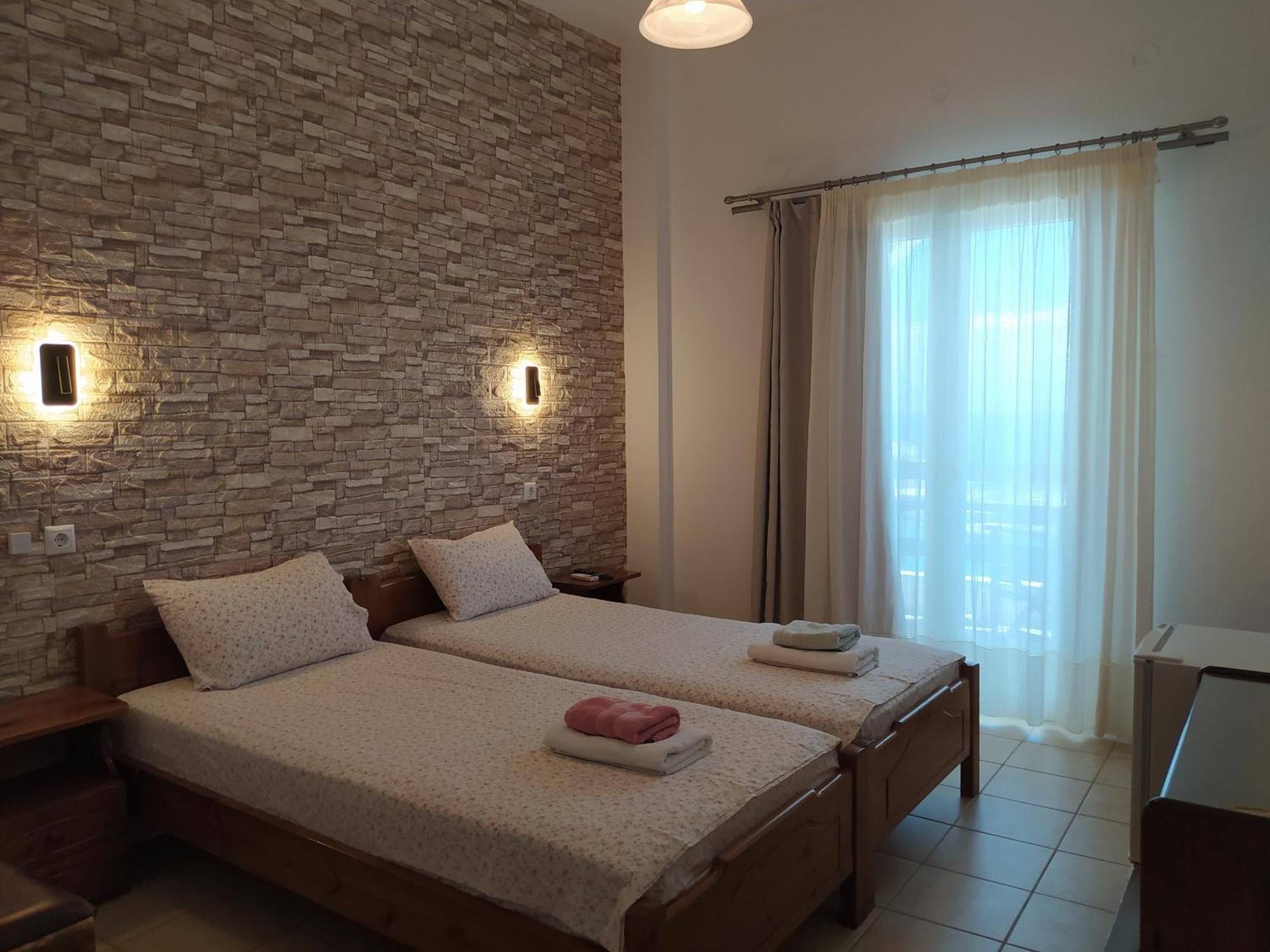 Corali Hotel Piso Livadi Dış mekan fotoğraf